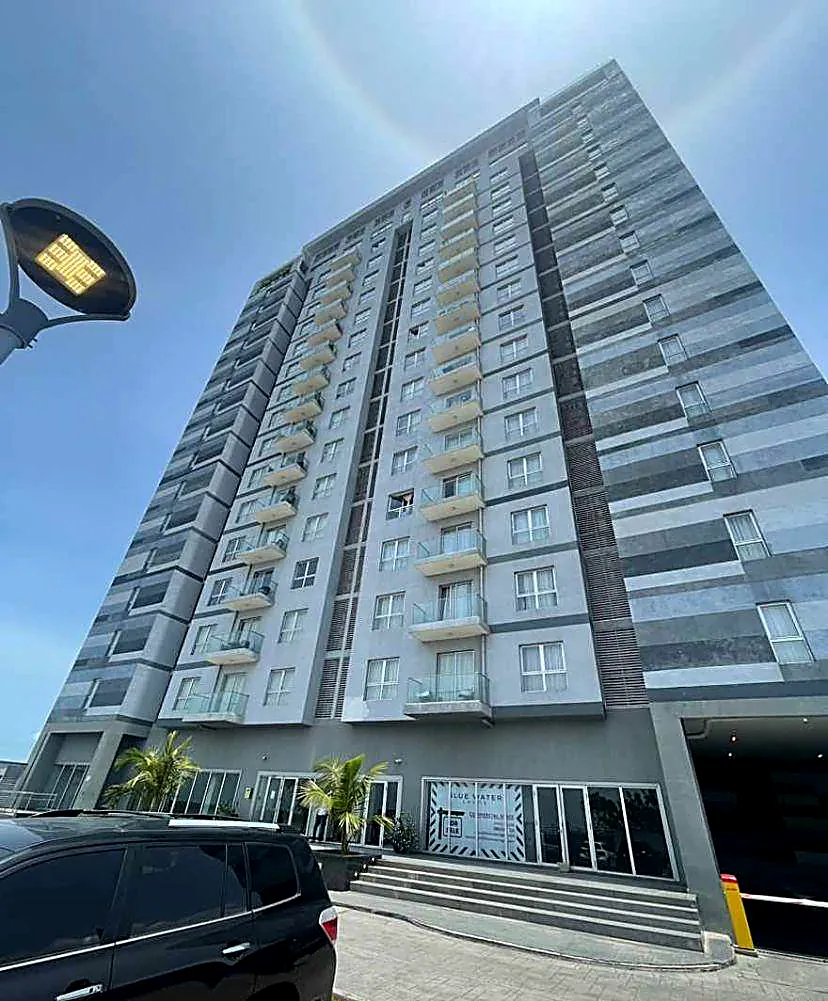 Sapphire Tower arrival and concierge